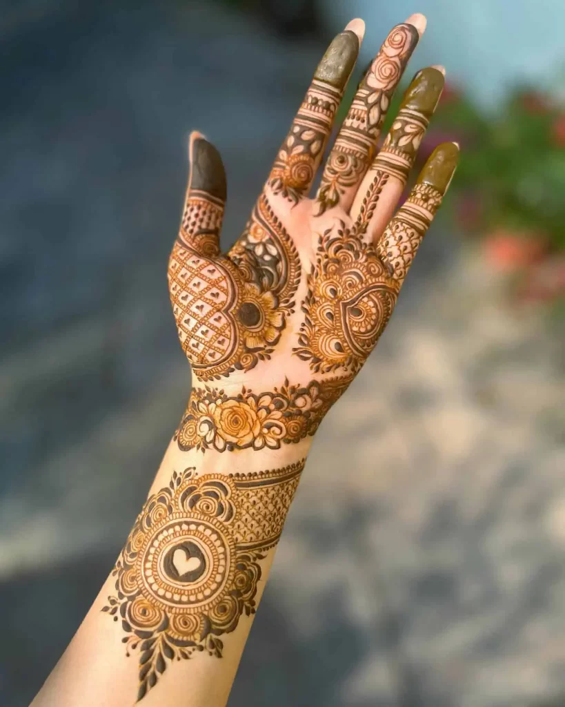 Attractive Big check mehndi design for front hand|Latest m… | Flickr-omiya.com.vn