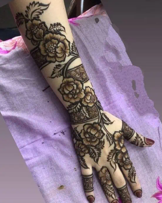 Arabic Back Hand Mehndi Design Simple and Easy