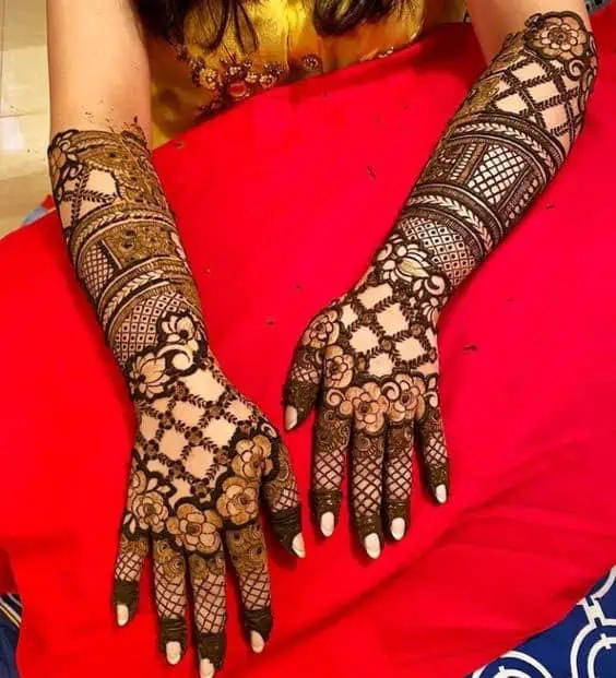 Arabic Back Hand Mehndi Design Simple and Easy