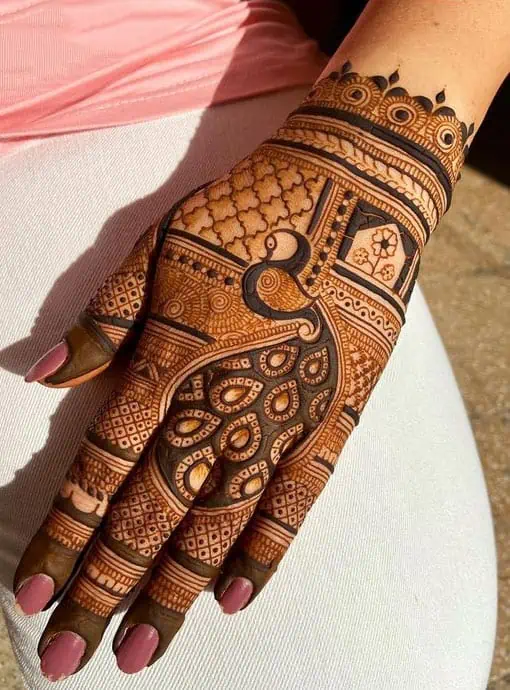 Arabic Back Hand Mehndi Design Simple and Easy