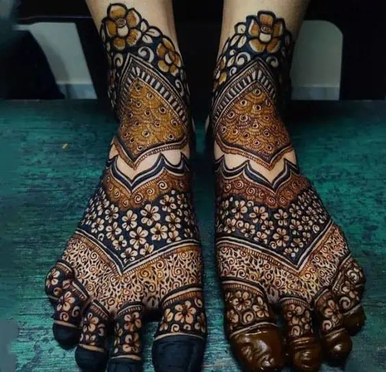 Best Leg Mehndi Designs