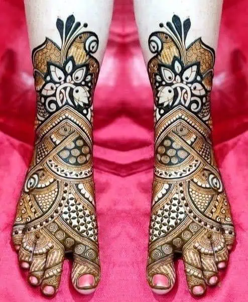 Best Leg Mehndi Designs