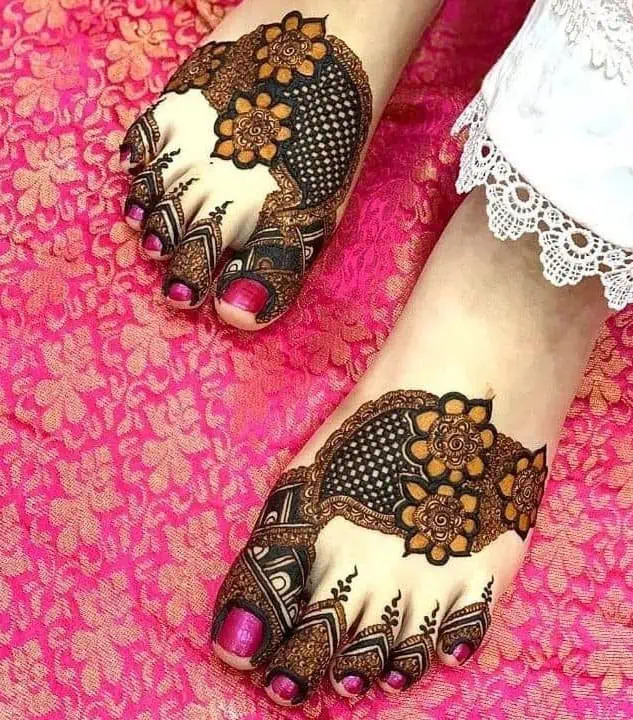 Best Leg Mehndi Designs