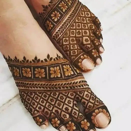 Best Leg Mehndi Designs