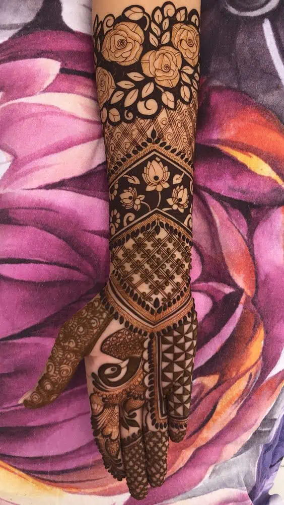 Best Mehndi Designs for Holi