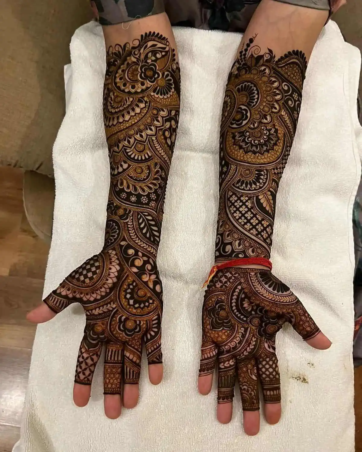 Best Mehndi Designs for Holi