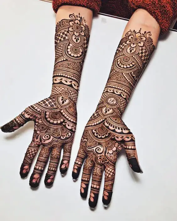 Best Mehndi Designs for Holi