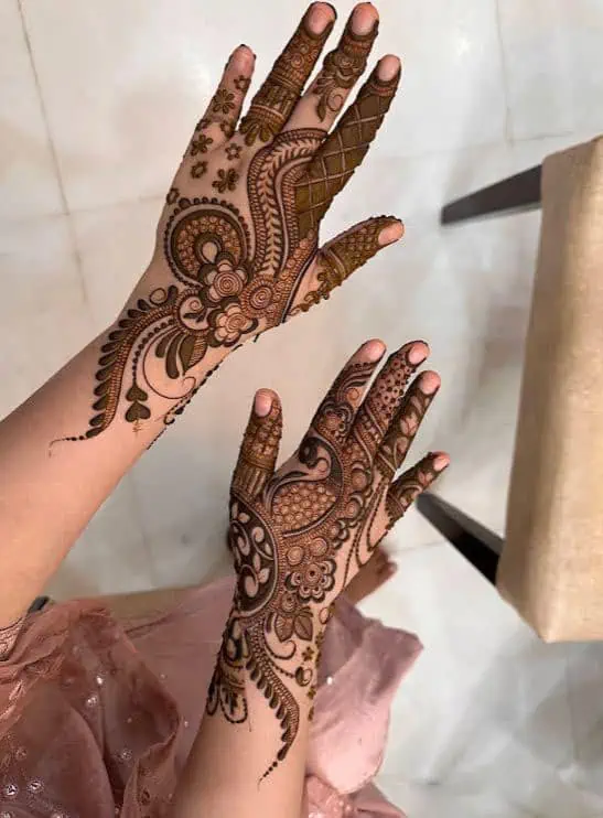 Stylish Mehndi Design 2024