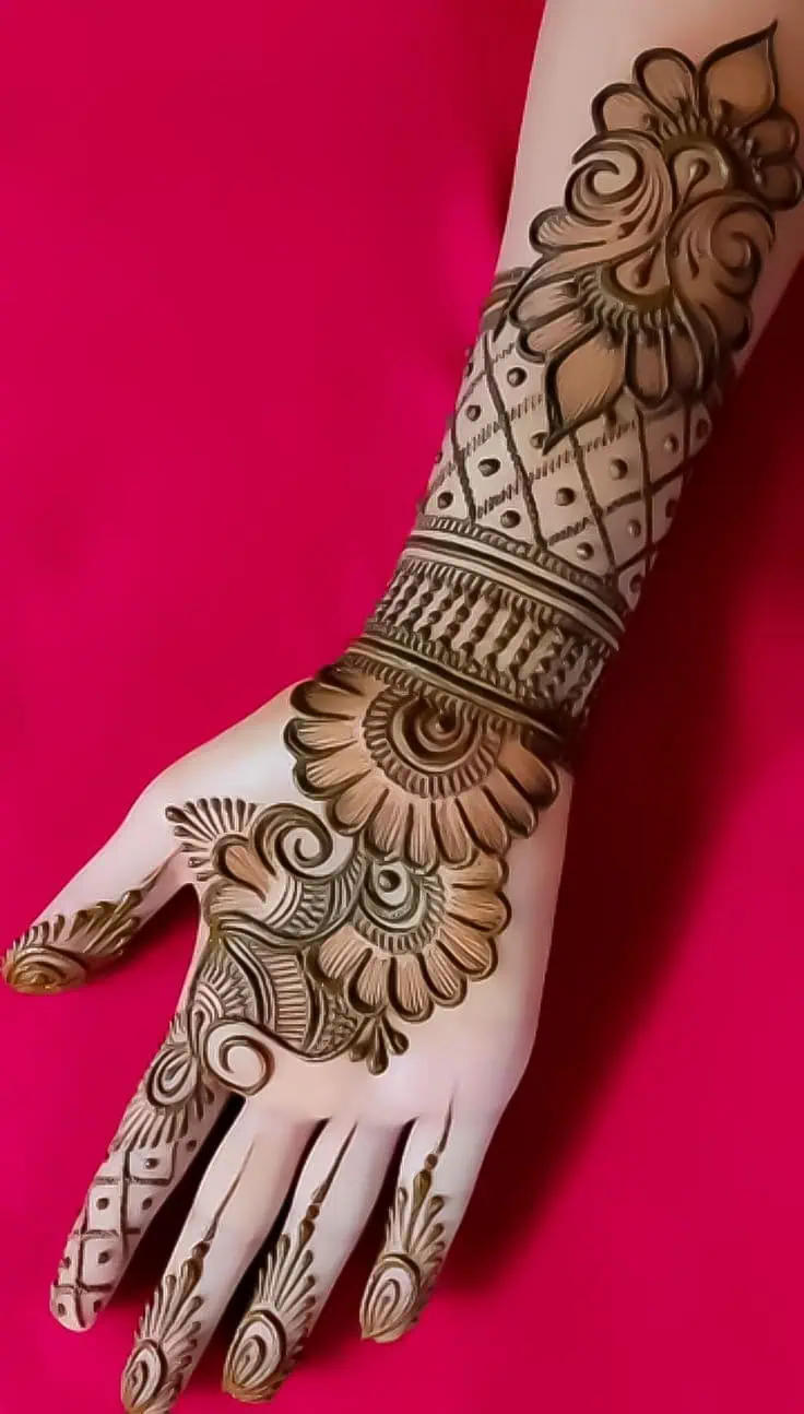 Simple and Plain Mehndi Design