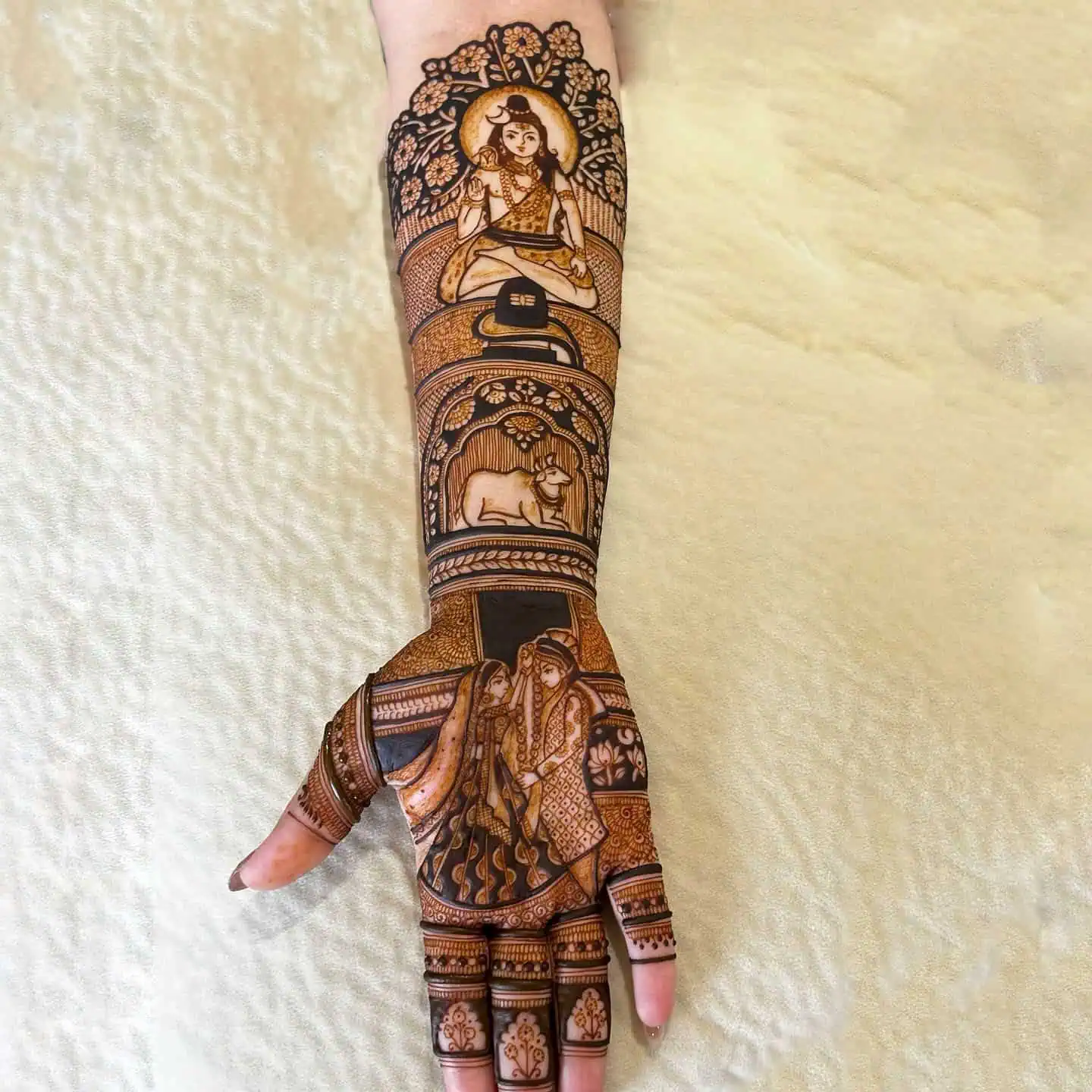 Latest Dulhan Mehndi Designs