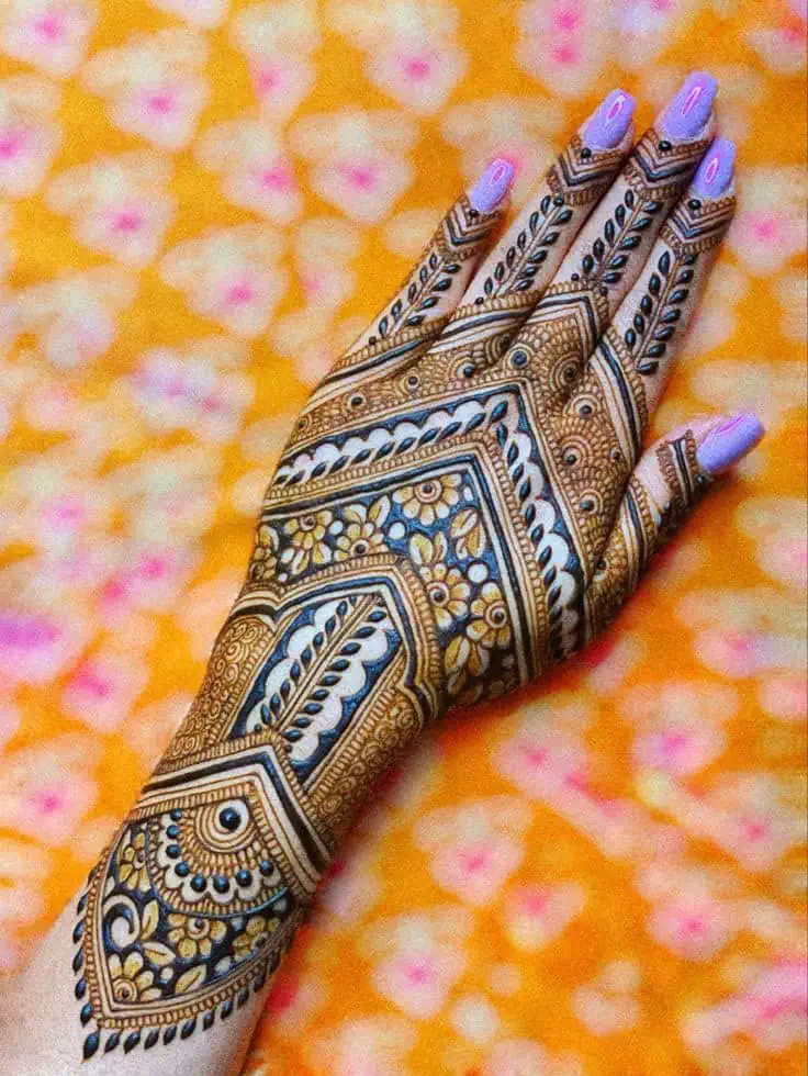 New Beautiful Mehndi Designs