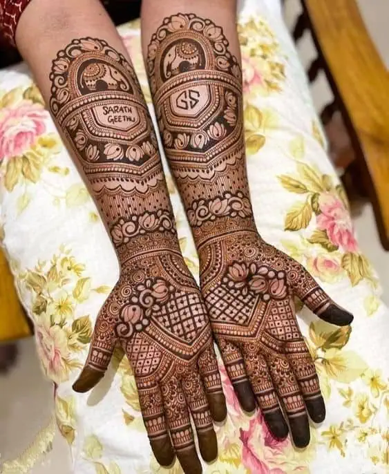 New Beautiful Mehndi Designs