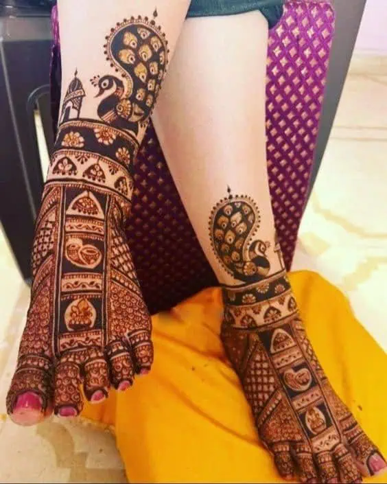 Leg Mehndi Design for Bridal