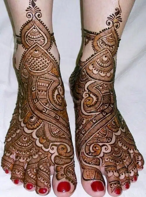 Leg Mehndi Design for Bridal